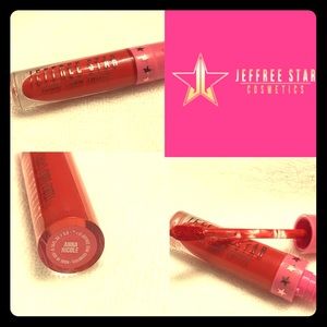Jeffree Star Liquid Lip color: Anna Nicole